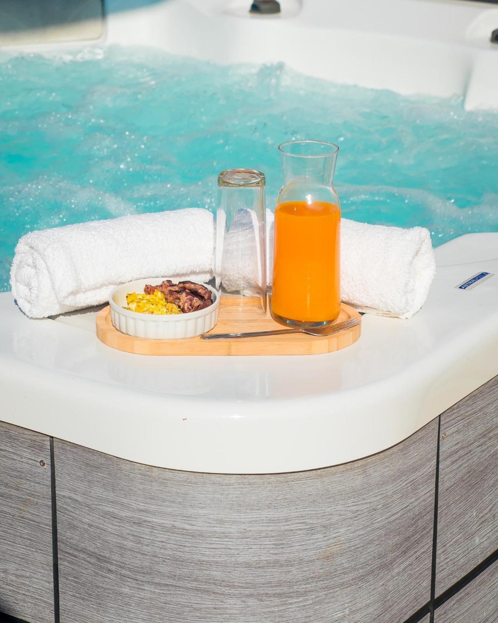 Studio Jacuzzis Et Piscine Au Centre Ville De Port-Louis Luaran gambar